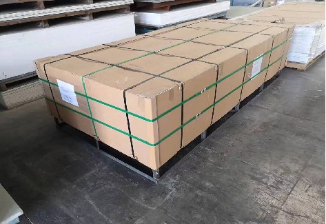 Серые листы ПВХ индивидуальный сервис