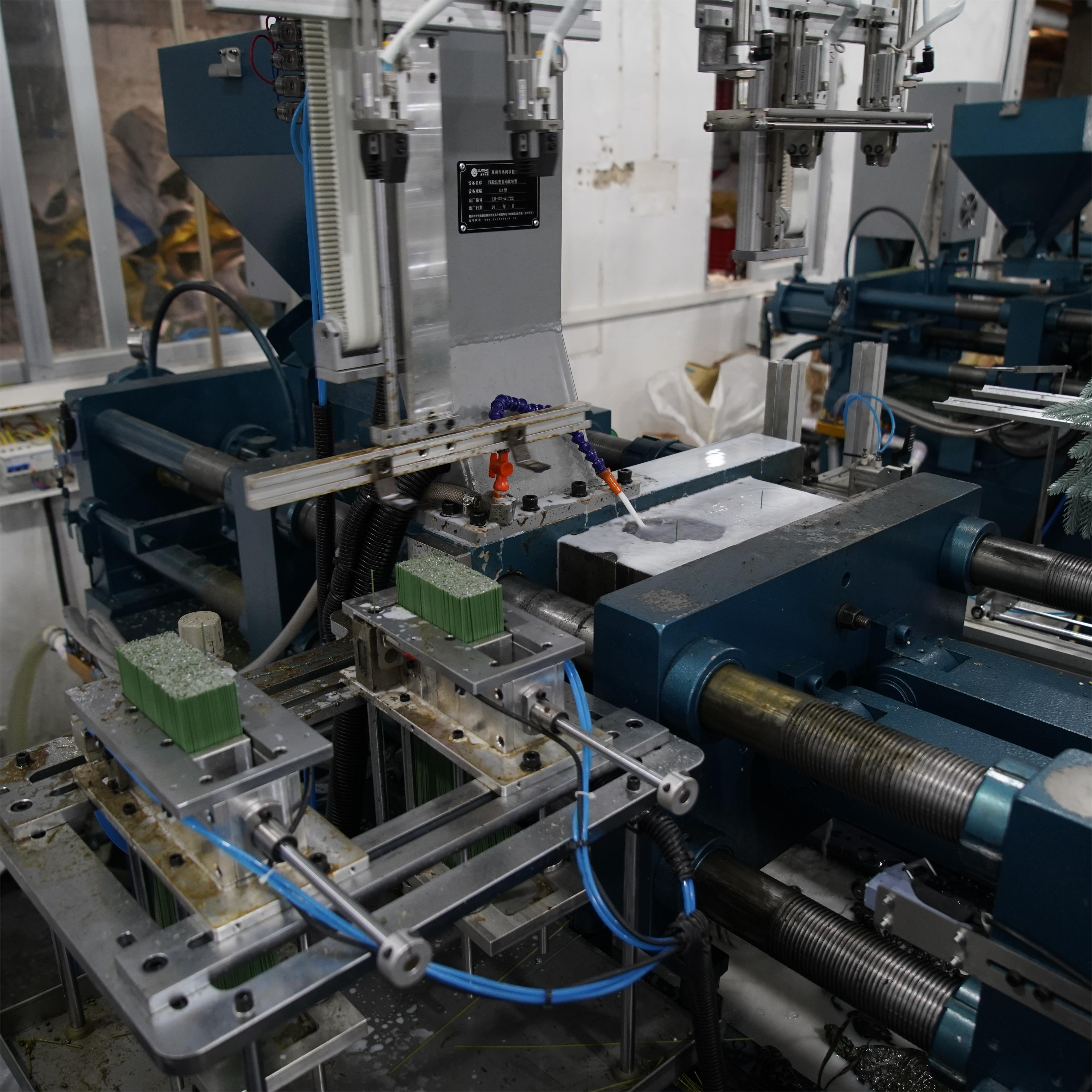 ПЭ литьевая машина